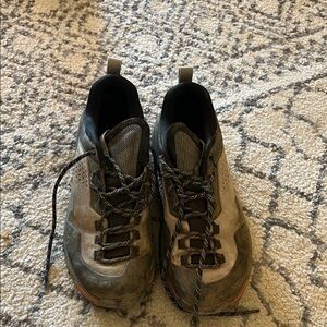 Men’s size 8 black Diamond technician pro approach shoe La